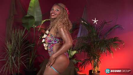 Catalina - Solo Teen video