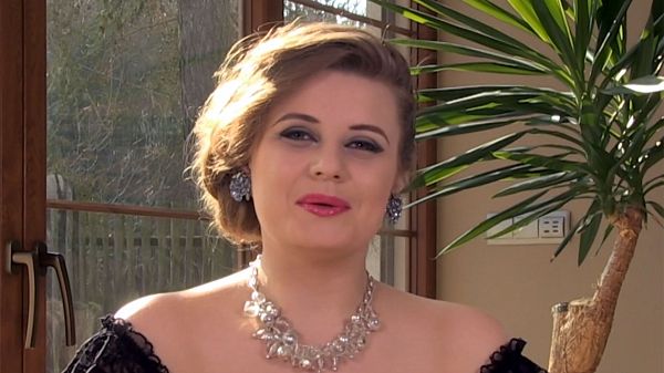 Larissa Linn - Solo Big Tits video