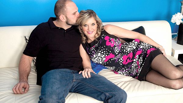 Cami Cline - XXX MILF video Cami Cline - XXX MILF video