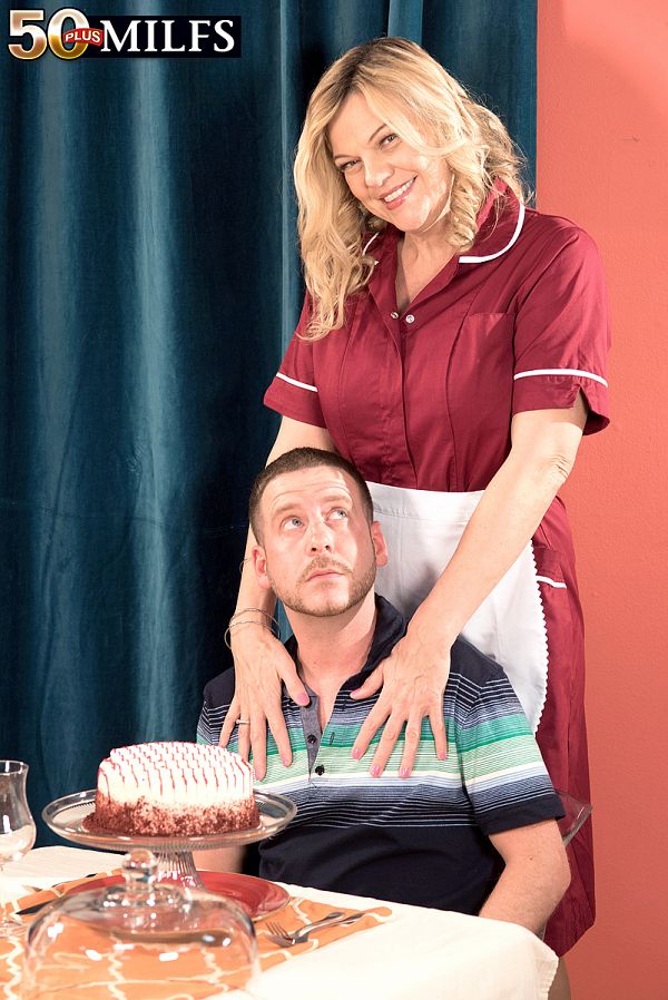 Lena Lewis - XXX MILF photos