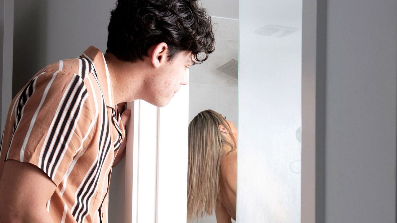 Karla - XXX MILF video