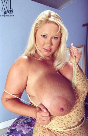 Samantha 38G - Big Tits photos