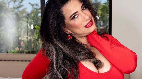 Loraine Del Sol - Solo MILF video