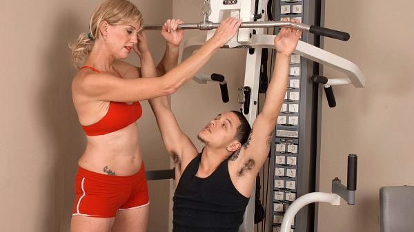 Liz Summers - XXX MILF video