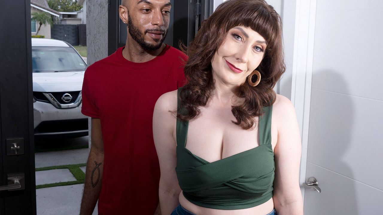 Melody Mynx - XXX Interracial video