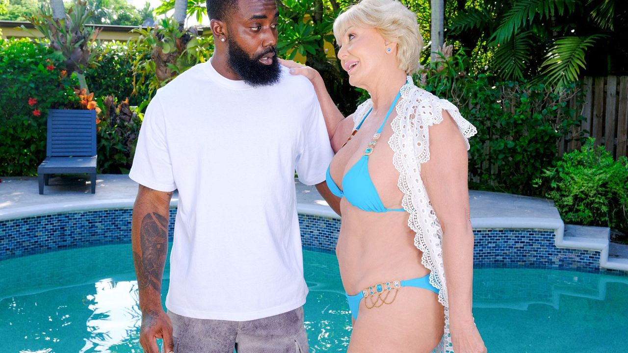 Seka Black - XXX Granny video Seka Black - XXX Granny video