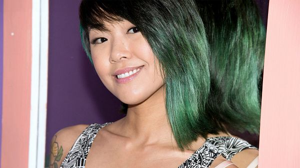 Saya Song - Solo Asian video