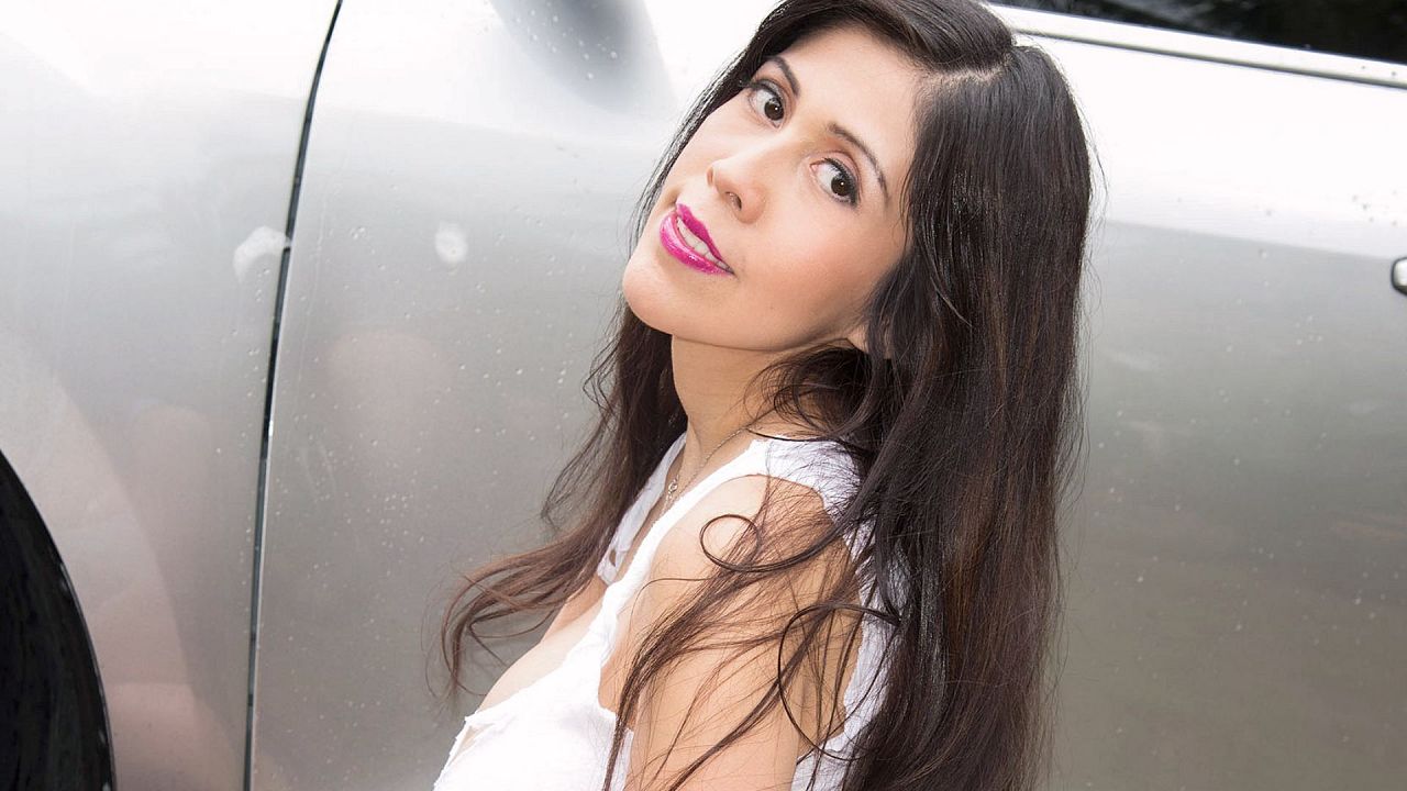 Vee VonSweets - Solo Latina video