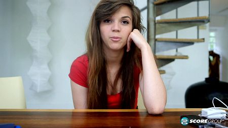 Brooke Lynn - Solo Teen video
